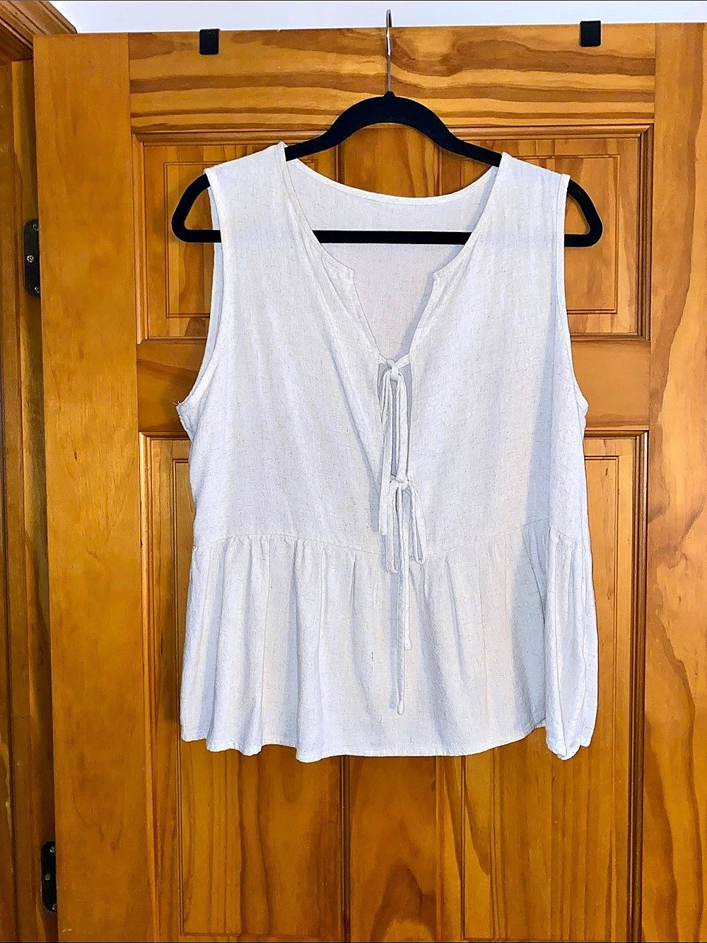 SHEIN Sleeveless Tie Front Blouse in White Size Large